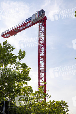 Symbolfoto Kran-Abbau