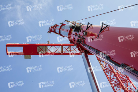 Symbolfoto Kran-Abbau