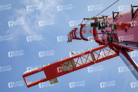 Symbolfoto Kran-Abbau