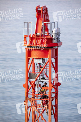 Symbolfoto Kran-Abbau