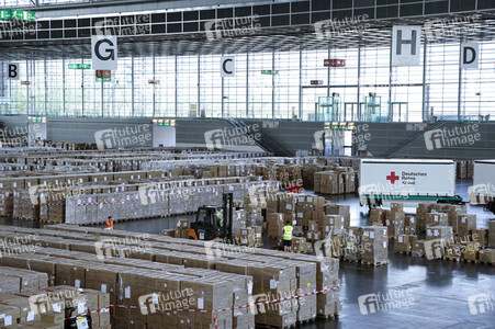 Besuch im Landeslager für Schutzausrüstung in Düsseldorf