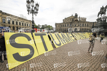 Demonstration 'Ohne uns ist Stille' in Dresden
