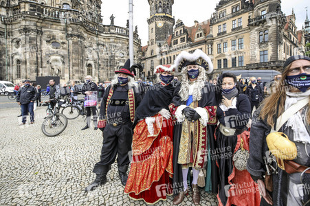 Demonstration 'Ohne uns ist Stille' in Dresden