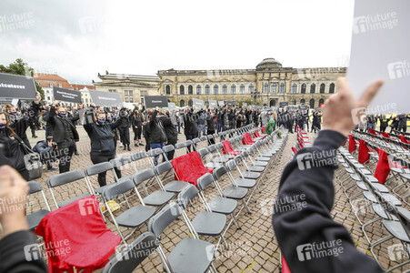 Demonstration 'Ohne uns ist Stille' in Dresden