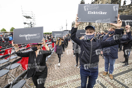 Demonstration 'Ohne uns ist Stille' in Dresden