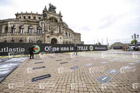 Demonstration 'Ohne uns ist Stille' in Dresden
