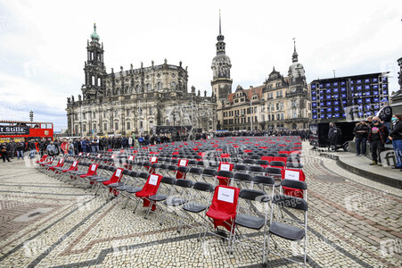 Demonstration 'Ohne uns ist Stille' in Dresden