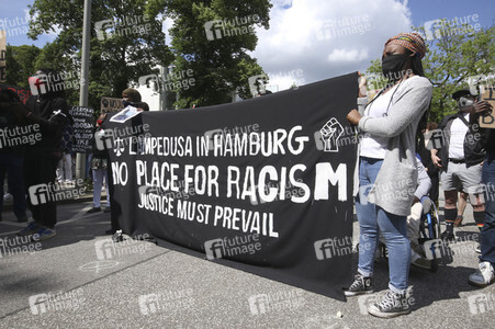 Demonstration 'Justice for Floyd - Stop killing blacks' in Hamburg
