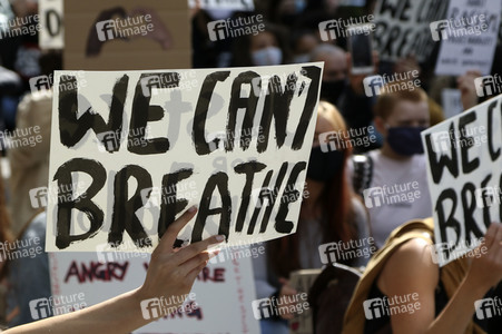 Demonstration 'Justice for Floyd - Stop killing blacks' in Hamburg
