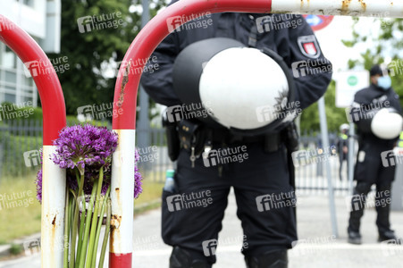 Demonstration 'Justice for Floyd - Stop killing blacks' in Hamburg