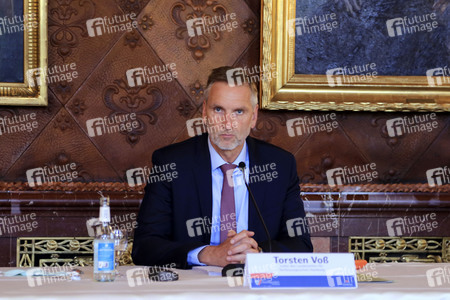 Pressekonferenz zum Hamburger Verfassungsschutzbericht 2019 in Hamburg