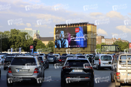 Eröffnung vom Autokino auf dem Heiligengeistfeld in Hamburg