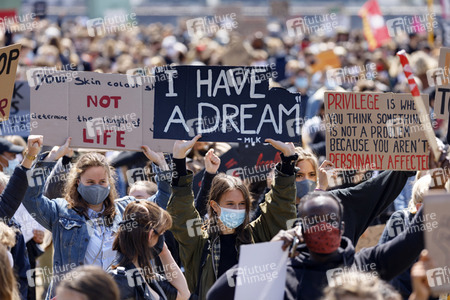Demonstration 'Black Lives Matter' in Köln