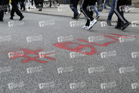 Demonstration 'Enough is Enough! - There can be no Peace without Justice!' in Hamburg