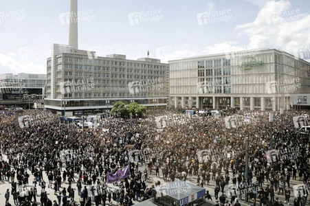 Demonstration 'Silent Demo' in Berlin