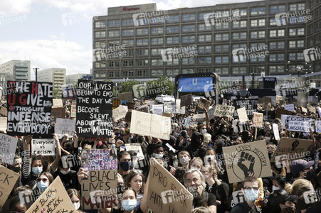 Demonstration 'Silent Demo' in Berlin
