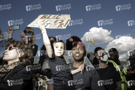 Demonstration 'Silent Demo' in Berlin