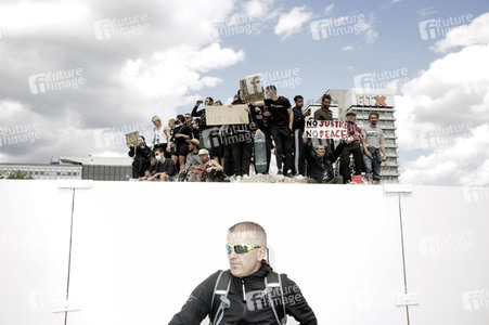 Demonstration 'Silent Demo' in Berlin