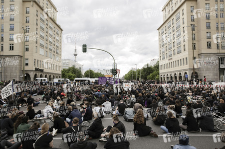 Demonstration 'Silent Demo' in Berlin