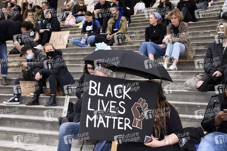 Demonstration 'Silent Protest - Sag Nein zu Rassismus' in München