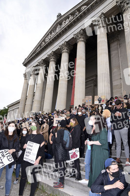 Demonstration 'Silent Protest - Sag Nein zu Rassismus' in München