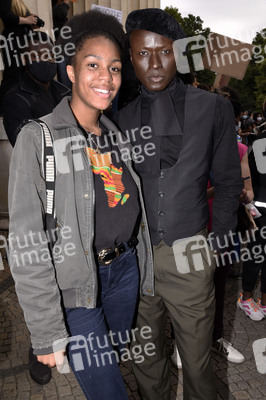 Demonstration 'Silent Protest - Sag Nein zu Rassismus' in München