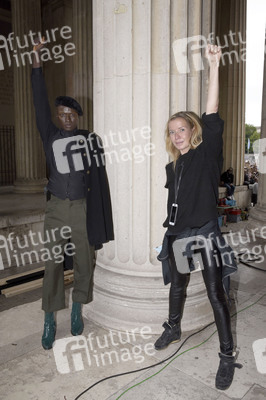 Demonstration 'Silent Protest - Sag Nein zu Rassismus' in München