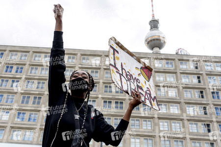 Demonstration 'Silent Demo' in Berlin