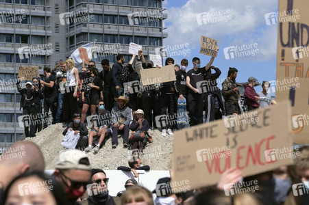 Demonstration 'Silent Demo' in Berlin