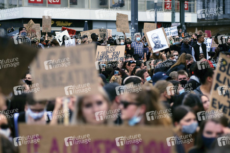 Demonstration 'Silent Demo' in Berlin