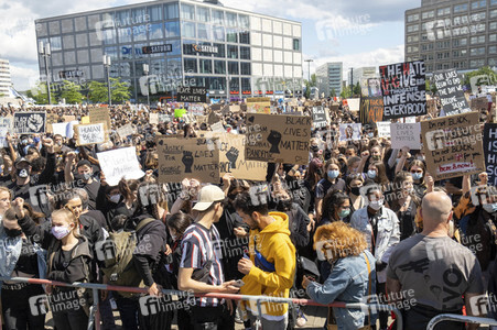 Demonstration 'Silent Demo' in Berlin