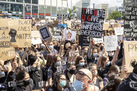 Demonstration 'Silent Demo' in Berlin