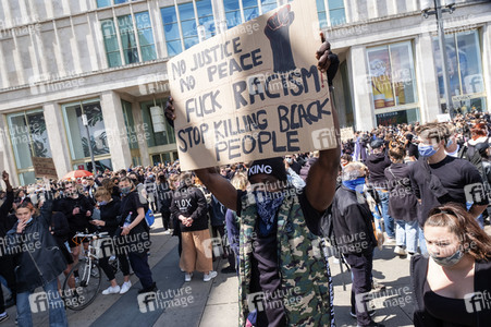 Demonstration 'Silent Demo' in Berlin