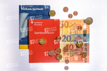 Symbolfoto Sparbuch