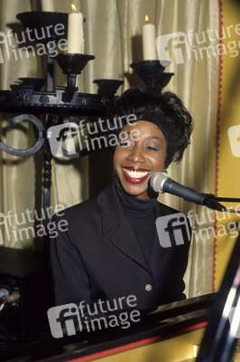 Showcase mit Oleta Adams in London
