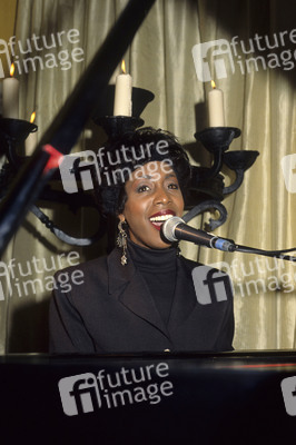 Showcase mit Oleta Adams in London