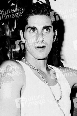 Pressetermin mit Perry Farrell in London