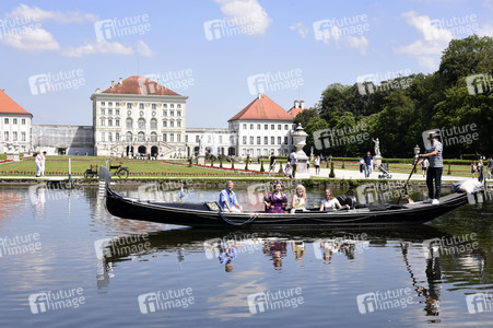 Gondelfahrt mit Prominenten in München