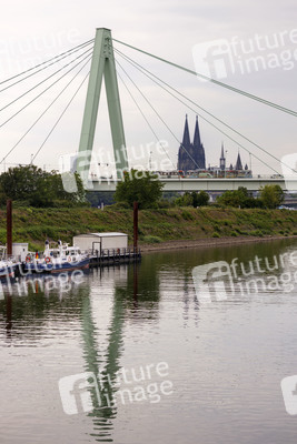 Die Severinsbrücke in Köln