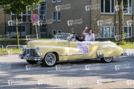 Autokorso unter dem Motto 'EVENTuell nie wieder' in Hamburg