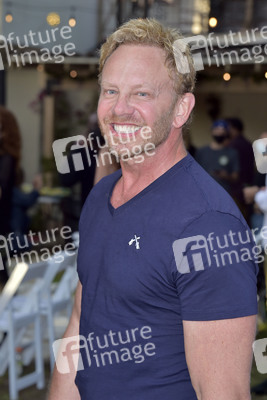 Serienpremiere 'Paparazzi X-Posed' in Studio City