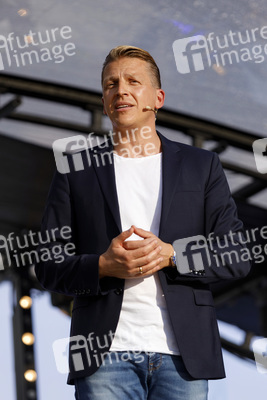 Autokino-Show mit Tobias Beck in Bonn