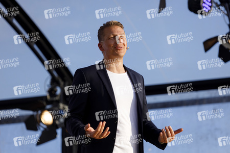 Autokino-Show mit Tobias Beck in Bonn