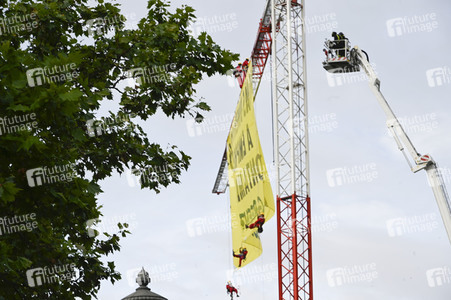 Greenpeace Protest in Madrid