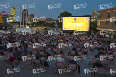 Open-Air-Kinopremiere 'Die Känguru-Chroniken Reloaded 3D' in Berlin
