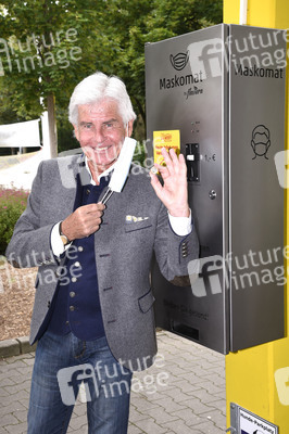 Präsentation des ersten Maskenautomaten in München