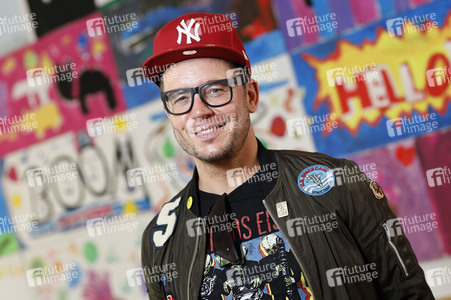 Spendenscheck-Übergabe an die Arche Köln