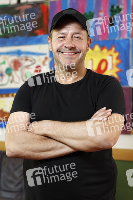 Spendenscheck-Übergabe an die Arche Köln