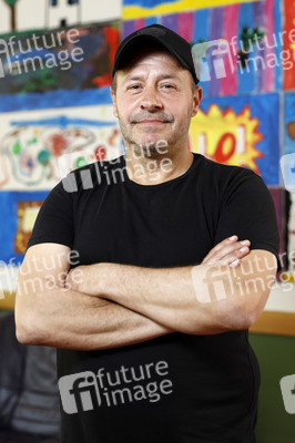 Spendenscheck-Übergabe an die Arche Köln