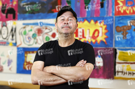 Spendenscheck-Übergabe an die Arche Köln